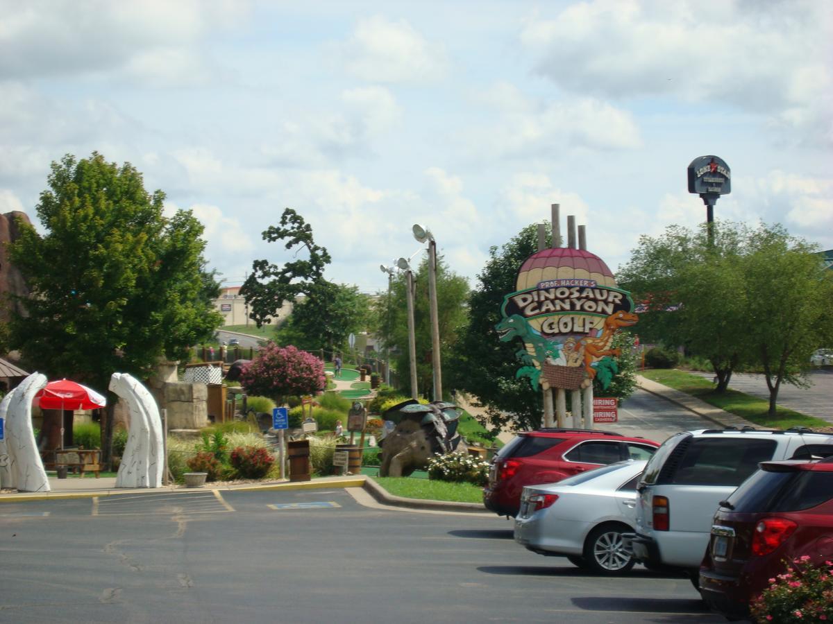 Grant'S Condo In The Greens Branson Esterno foto
